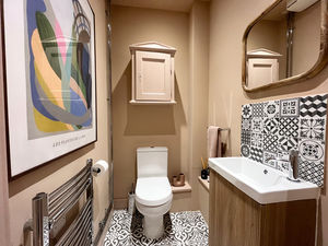 Photo 6- click for photo gallery